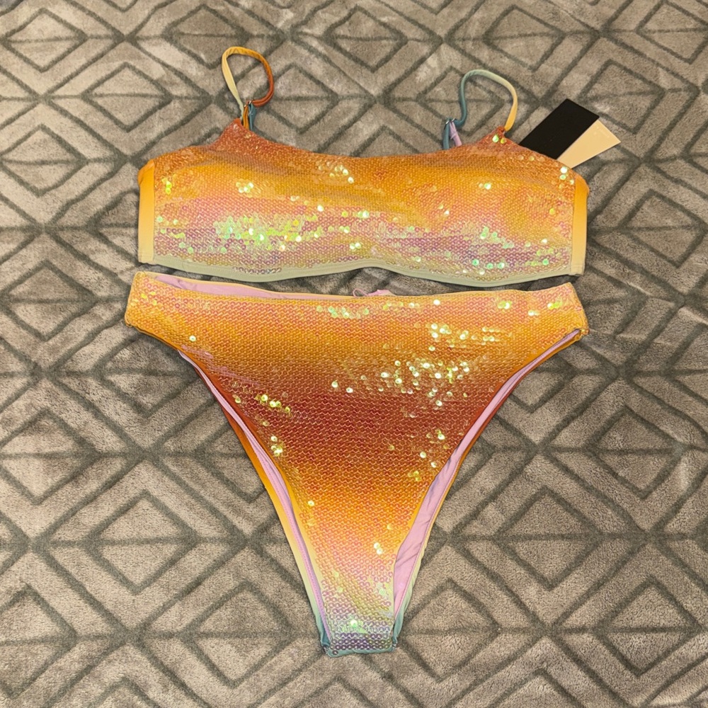 BNWT GIANNI BINI GLITTER 2-PIECE BIKINI 
XL/L